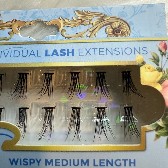 🩷5/$10 Ioni 3D Faux Mink Lash Extensions - Picture 3 of 7